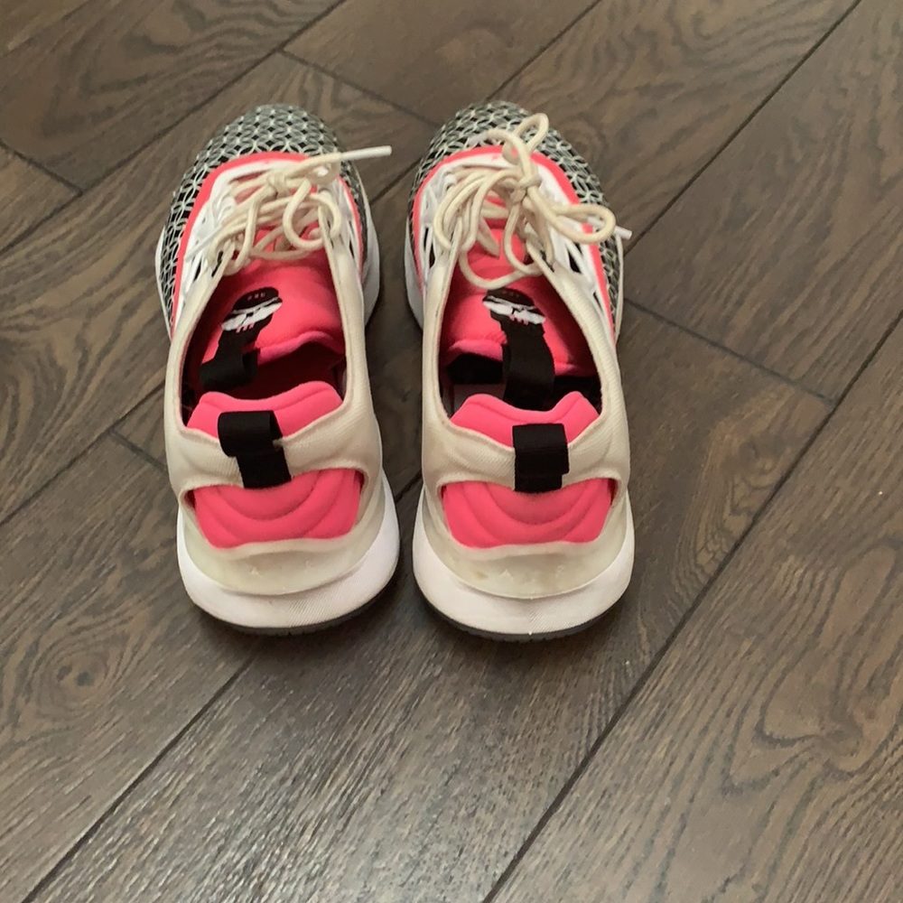 Jordan Air Max 200 XX Chinese New Year - Picture 6 of 10